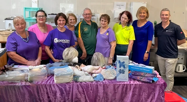Tweed Heads Men's Shed members sharing support with local charities